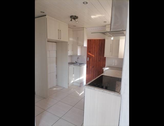 3 bed property to rent in STRUBENVALE